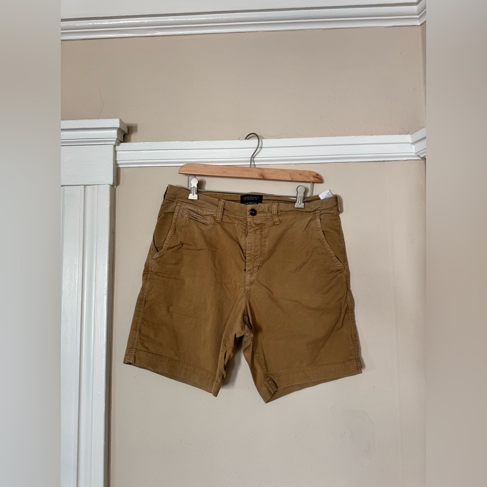 American Eagle Flex Khaki Shorts
